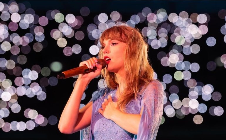 Taylor Swift é vaiada ao aparecer em telão do Super Bowl