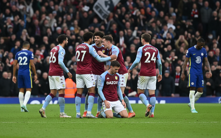 Aston Villa vira sobre o Chelsea e iguala recorde histórico de 115 anos