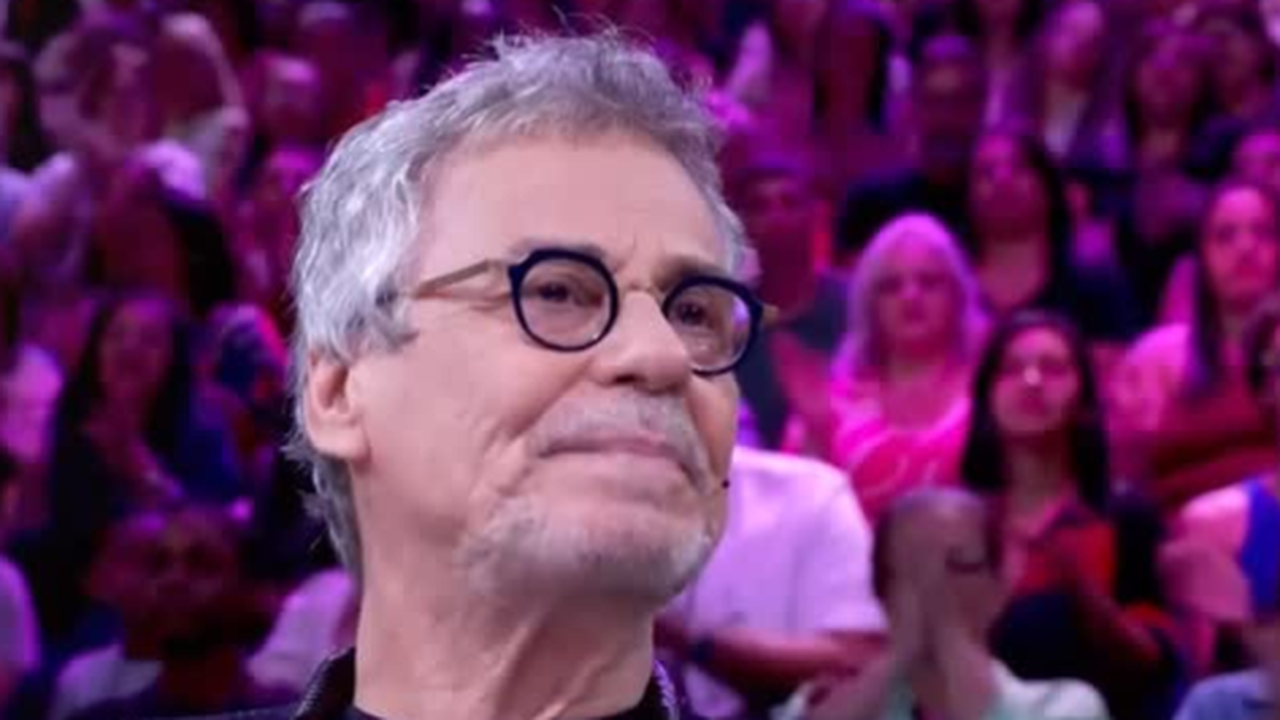 Fisioterapeuta de Carlinhos de Jesus ressalta importância do tratamento: 'Feliz com a evolução dele'