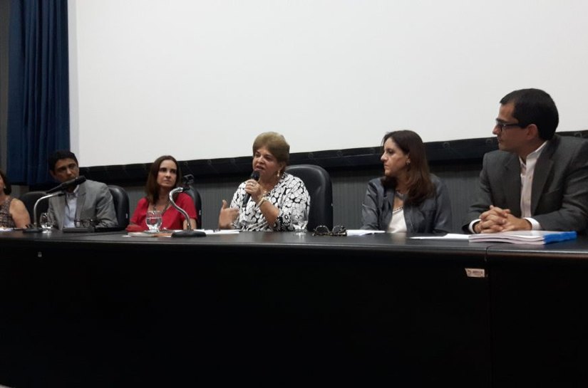 Jacintinho: ação vai emitir cartões Bem Legal e de estacionamento