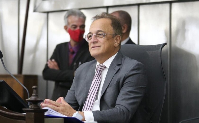 Deputado Galba Novaes solicita recapeamento da pavimentação asfáltica do trecho que liga o Povoado Vila Aparecida em Tanque D’arca à Taquarana