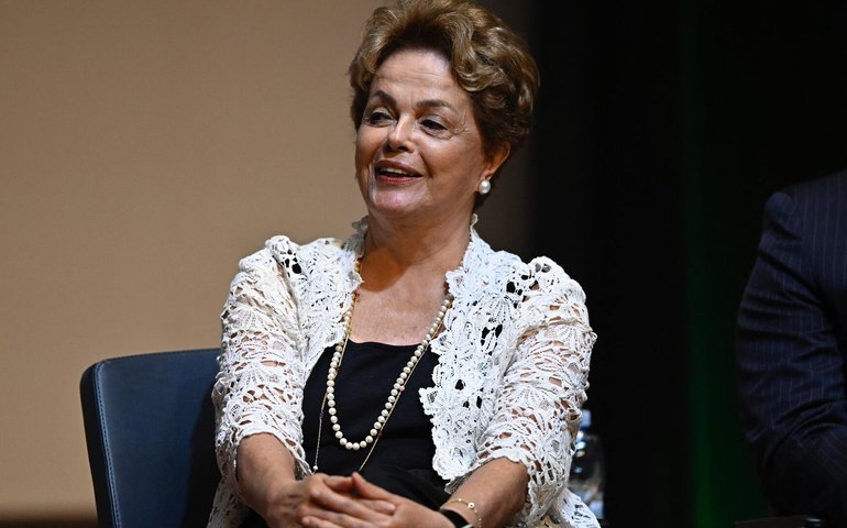 Ex-presidente Dilma é reconhecida como anistiada política e vai receber indenização de R$ 100 mil