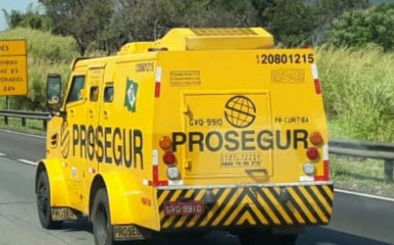 Ataque a carro-forte no interior de SP tem 5 feridos