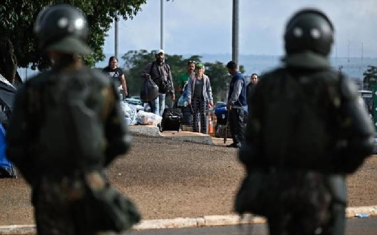 Exército conclui primeiro inquérito e indicia coronel por ofensas a generais