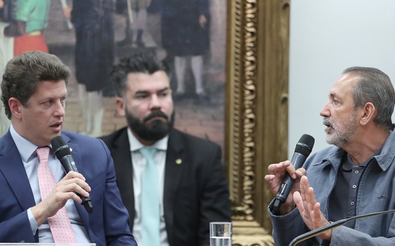 CPI do MST questiona José Rainha sobre ligação com governo e o ameaça de prisão