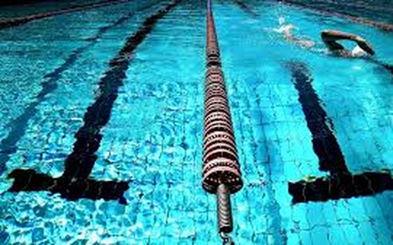 Frequência em clubes fica abaixo da permitida em SP