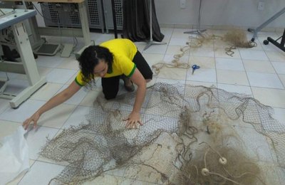 No Senac: redes de pesca são transformadas em peças de roupa por alunas do curso de Modelista