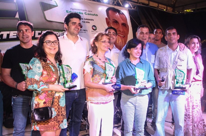 Rui Palmeira recebe homenagem por ações em prol do esporte