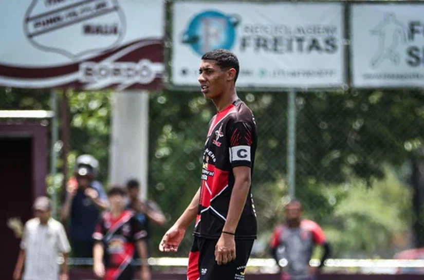 Jovem zagueiro alagoano pode estrear em time da Croácia