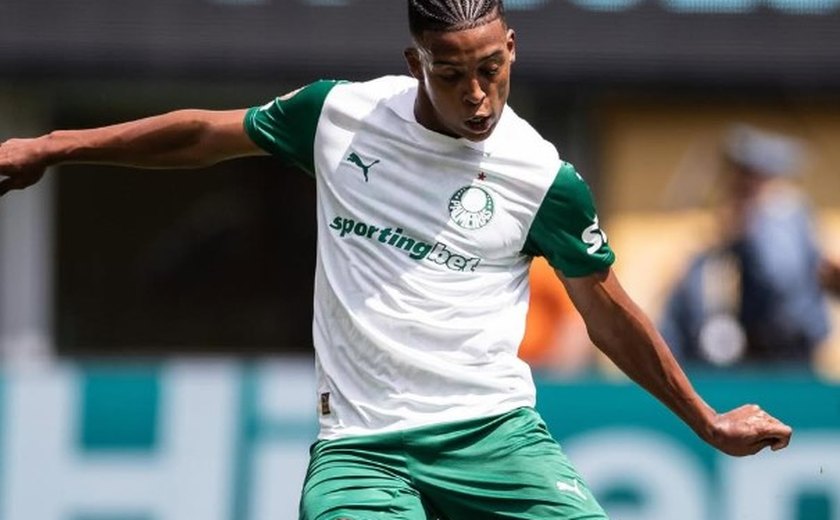 Palmeiras se desfaz de 6º jogador pós-Mundial, pode ter novas saídas e busca reposições