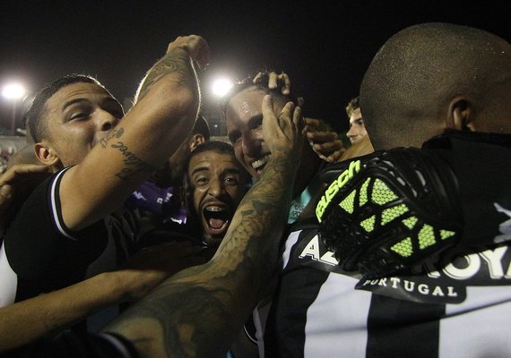 Futebol: clubes se movimentam com reforços e transferências