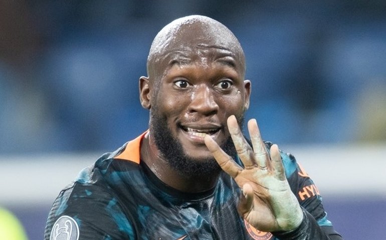 Napoli contrata Lukaku e centroavante belga reedita parceria campeã com o técnico Antonio Conte