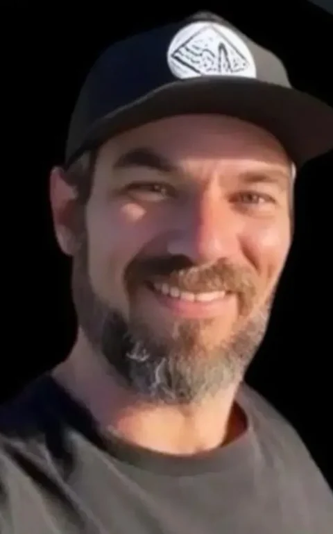 Investigação aponta que músico pode ter sido jogado do segundo andar de prédio