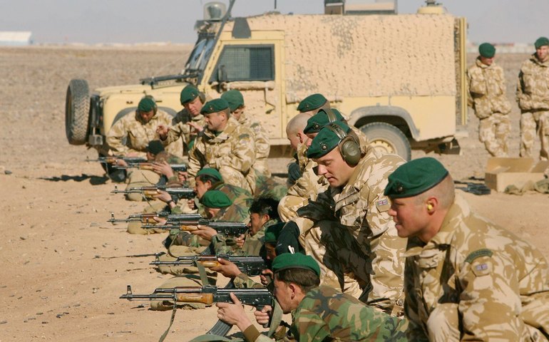 Psicopatas de elite: relatos expõem crimes das Forças Britânicas no Iraque e no Afeganistão