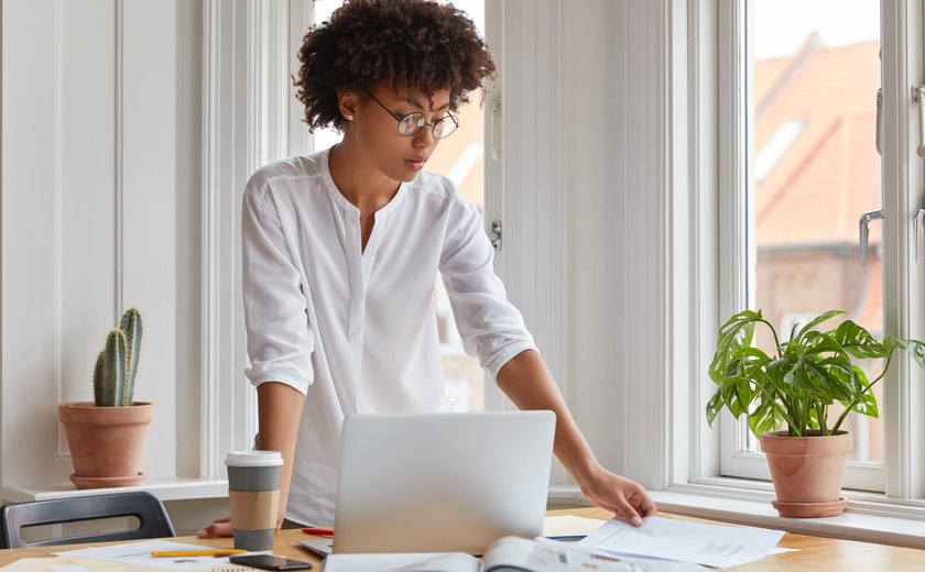 Estratégias para atrair e reter talentos femininos nas empresas