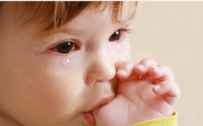 Verão é alerta para conjuntivite em crianças