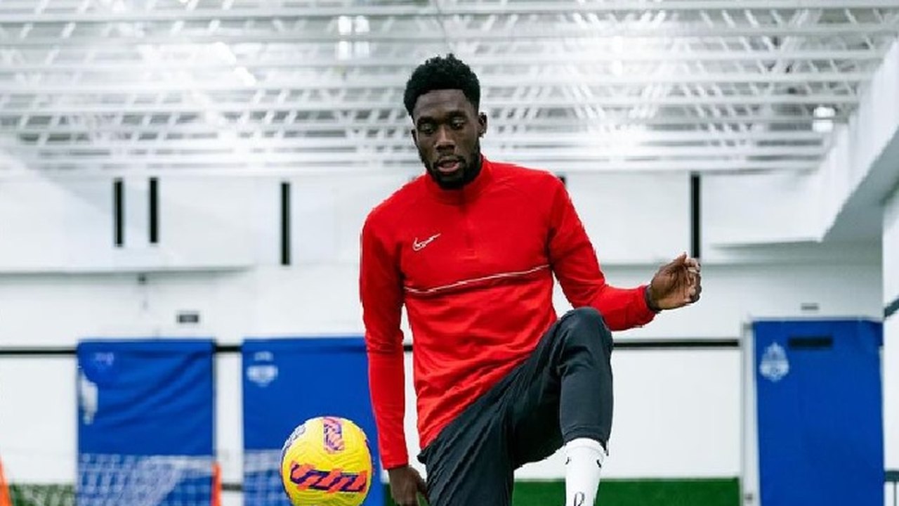 Real Madrid tenta convencer Alphonso Davies a não renovar com o Bayern para contratá-lo em junho