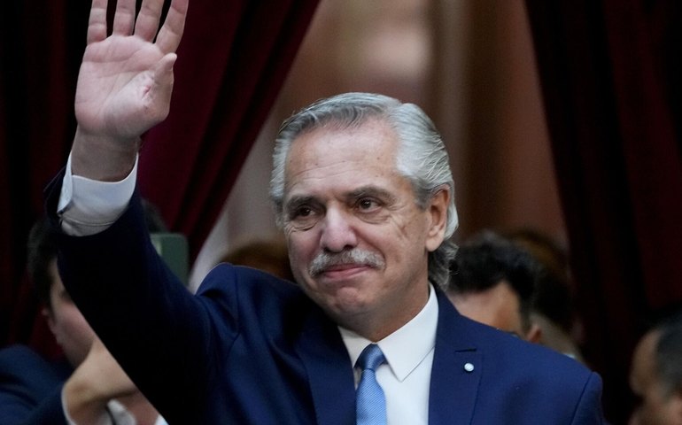 Ex-presidente argentino Alberto Fernández é intimado em investigação de violência contra ex-mulher