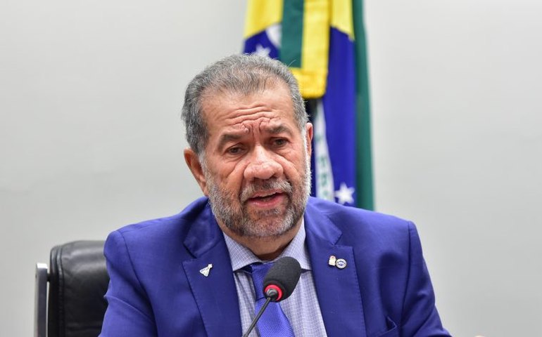 CPMI do INSS aumenta ritmo de sessões e já quer ouvir ex-ministro de Lula na próxima semana