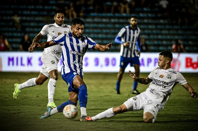 CSA leva gol no fim e perde por 1 a 0 para o Ceará na Copa do Nordeste