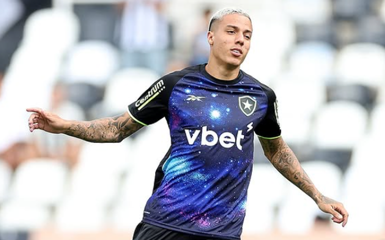 Campeão brasileiro e da Libertadores, Botafogo inicia 2025 com derrota