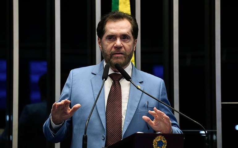 Plínio critica atuação do MPF e do Greenpeace em operações no Amazonas