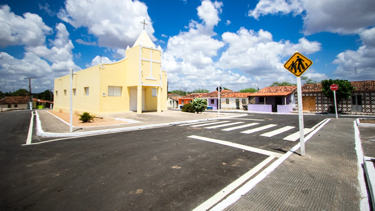 Governo de Alagoas inaugura obras em Palestina