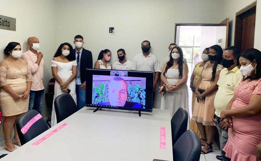 Juiz Antônio Rafael realiza casamento de 60 casais em Pilar