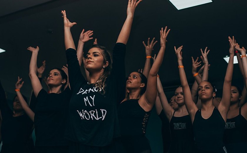 Alunas do Centro de Belas Artes de Alagoas são convidadas para workshop de dança em Maceió