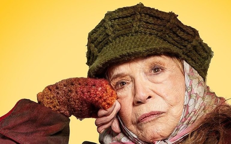 Nathalia Timberg testa positivo para covid-19 e cancela apresentação de peça em São Paulo