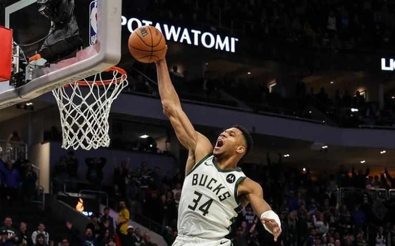 Antetokounmpo quebra recorde de Abdul-Jabbar em nova vitória dos Bucks na NBA
