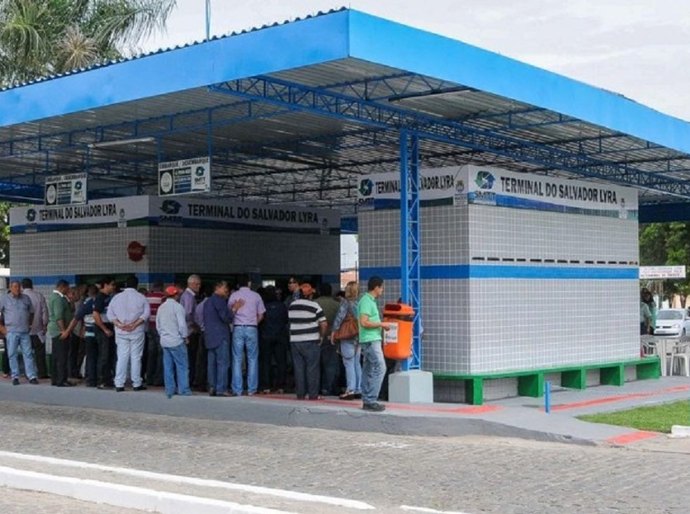 SMTT realiza fiscalização em terminais de ônibus