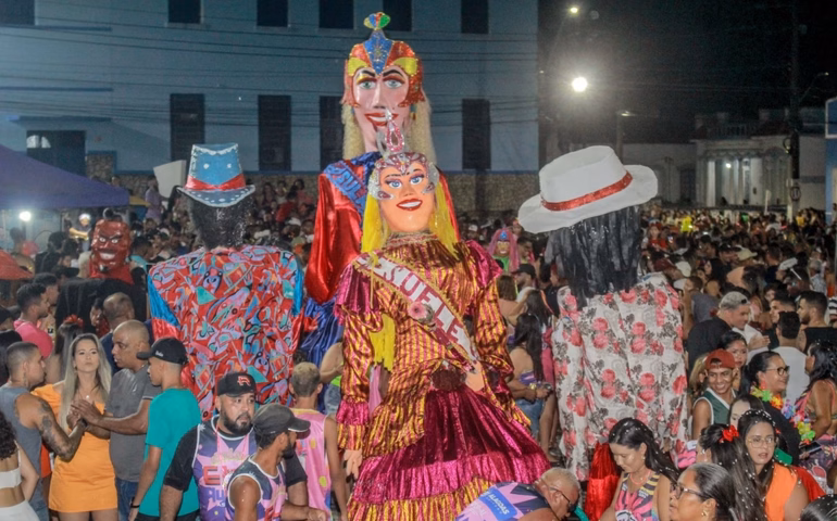 Secretaria de Cultura de Penedo retifica cronograma do edital de apoio financeiro para blocos de carnaval