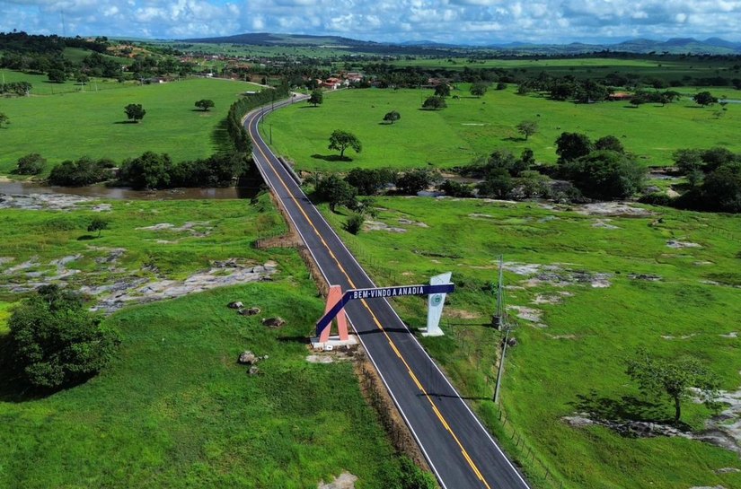 Governo de Alagoas entrega restauração da AL-105 em julho