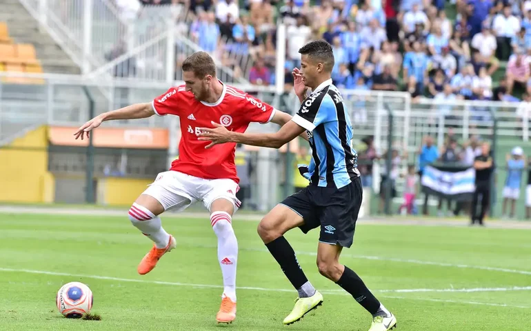 Campeonatos regionais com rede balançando no fim de semana