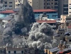 Trump descarta negociações sem a 'rendição incondicional' do Irã, enquanto Israel ataca o Líbano