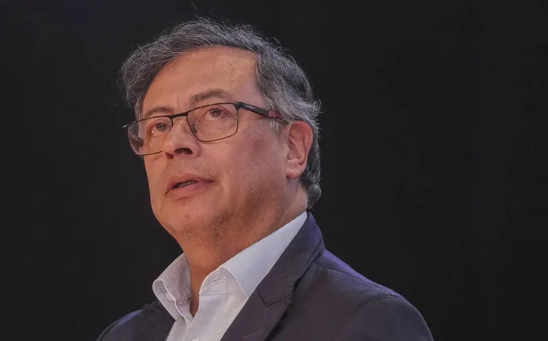 Em crítica à morte de palestinos em Gaza, Petro acusa Israel de 'genocídio' e faz referência ao Holocausto