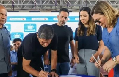 Convênio leva cursos do Sebrae Alagoas para programa Escola do Turismo