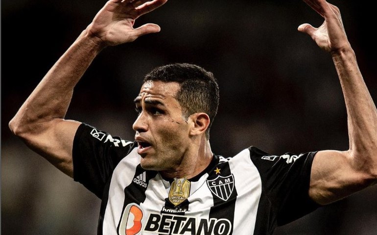 Alan Kardec volta aos trteinols no Atlético-MG e pode substituir Hulk diante do Corinthians