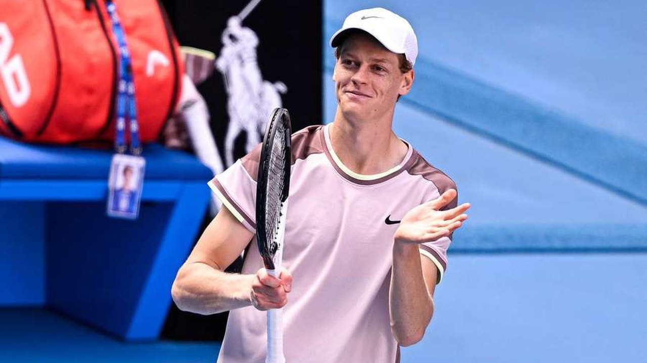 Sinner vira duelo eletrizante com Medvedev e vence o seu 1º Grand Slam com Aberto da Austrália