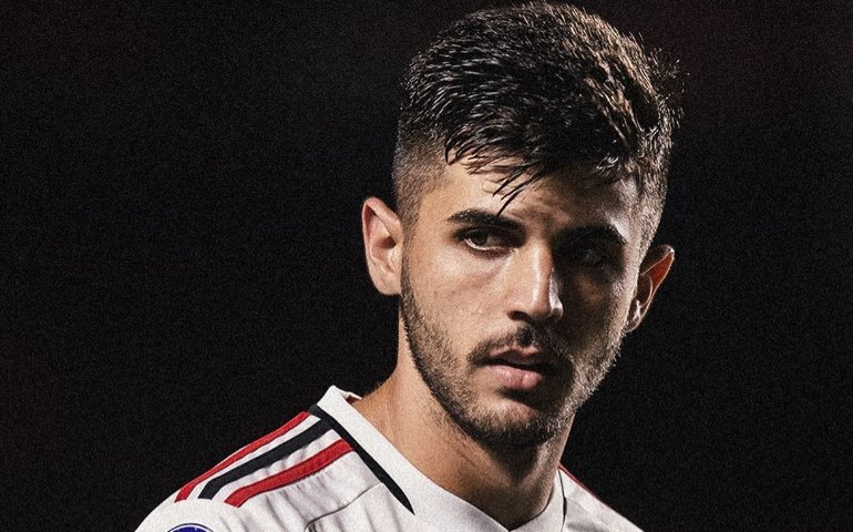 Beraldo sofre lesão no ligamento do tornozelo e pode desfalcar São Paulo por até dois meses