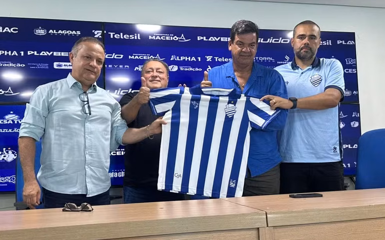 Moacir Júnior assume o CSA e traça meta de acesso na Série D
