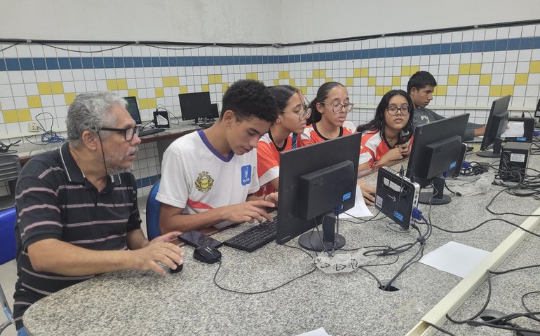 Mais de 19 mil estudantes participam da edição 2025 da Olimpíada Nacional de Ciências em Alagoas