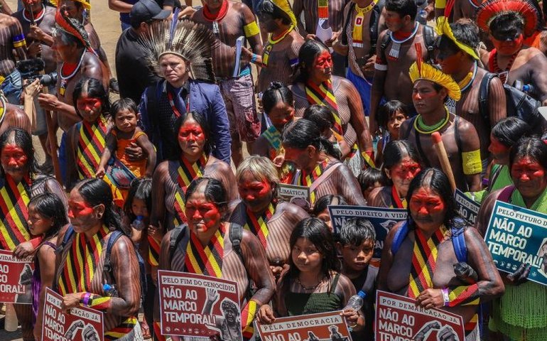 Projeto de lei de deputada do PSOL sugere ano de 1500 como 'marco temporal do genocídio indígena'