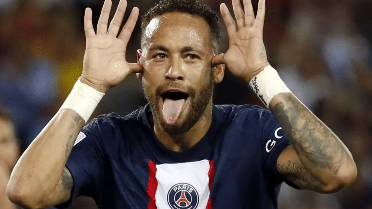 Com 2 gols de Neymar, PSG goleia Montpellier na segunda rodada do Francês