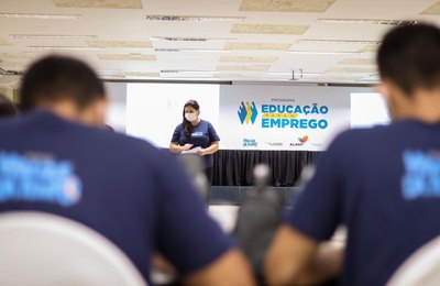 Educação: 45 gestores são capacitados para atuar no programa Educação Para o Emprego