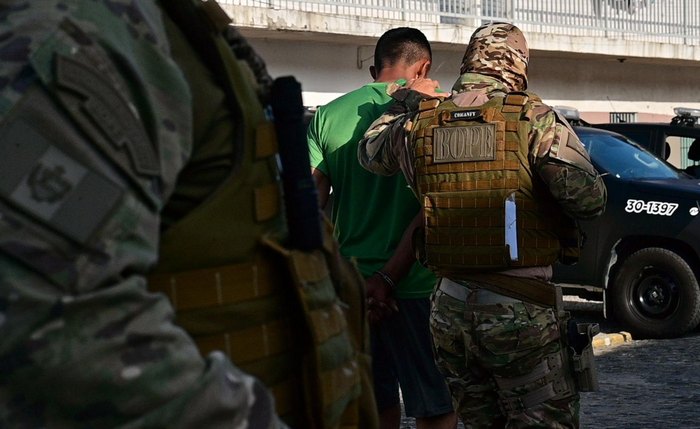 Operações integradas coordenadas pela SSP prenderam criminosos em todo o estado