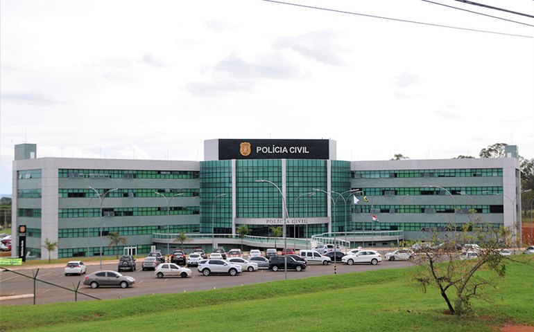 Polícia mira 'destruir estrutura' do PCC no DF e cumpre 47 ordens de prisão