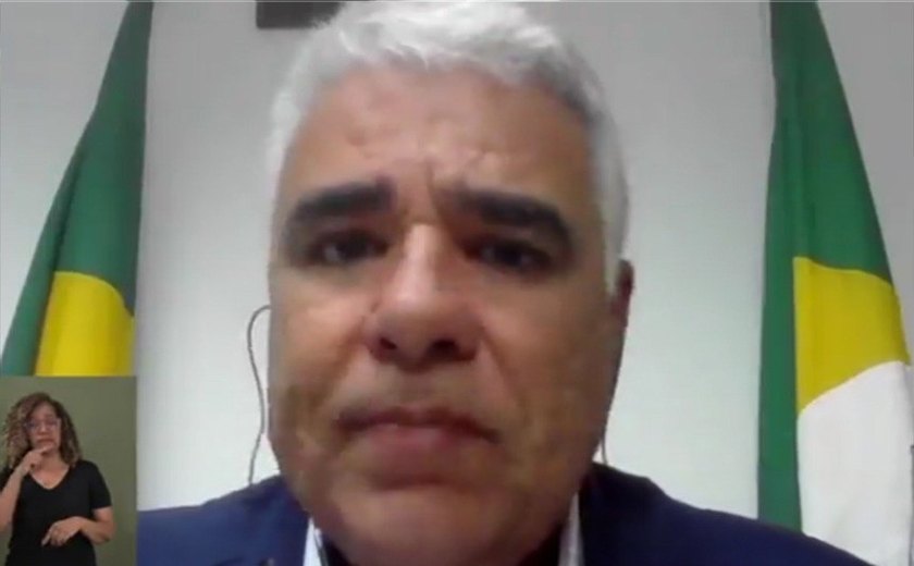 Girão diz que 'STF esmaga outros Poderes' e 'só impeachment salva democracia'