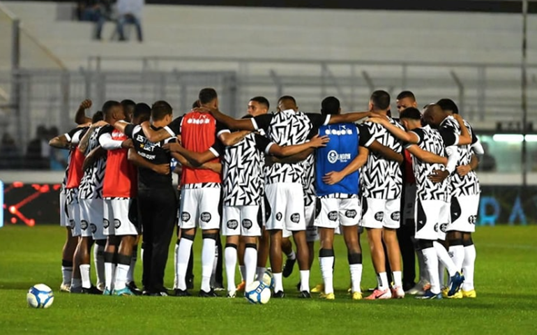 Eberlin promete Ponte Preta como 'fênix' e coloca acesso na Série C como principal objetivo